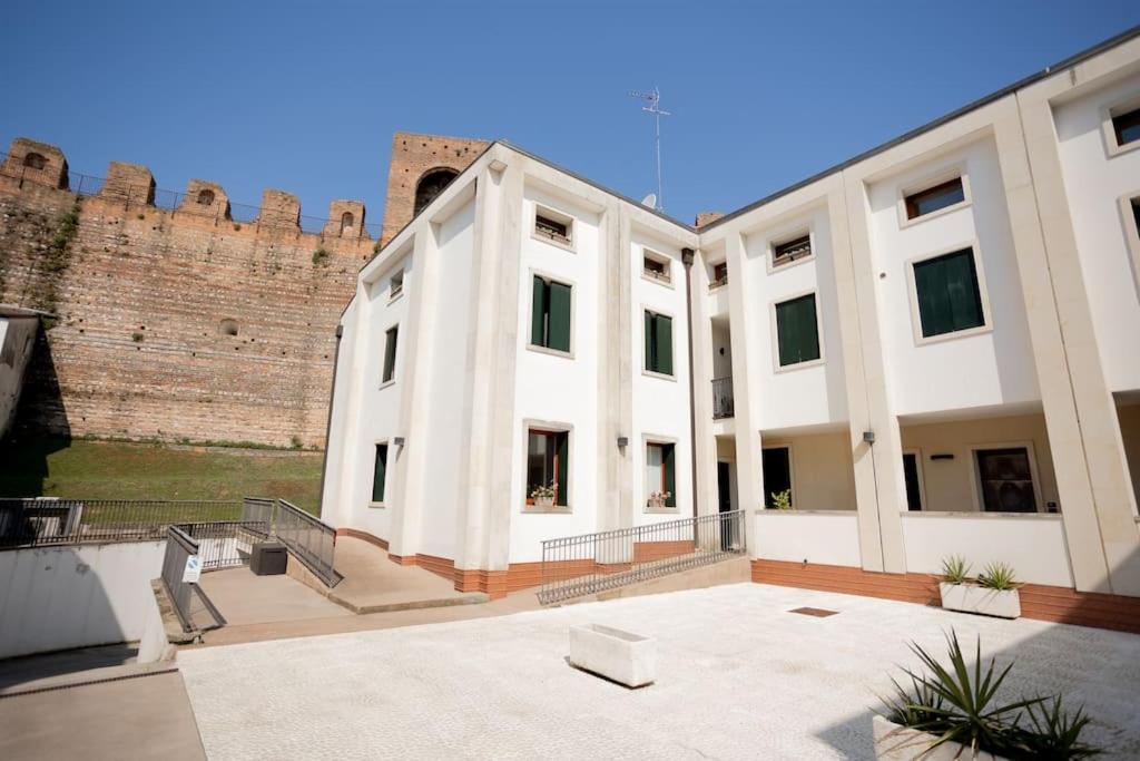 L'Attico Alle Mura - Cittadella Exteriör bild