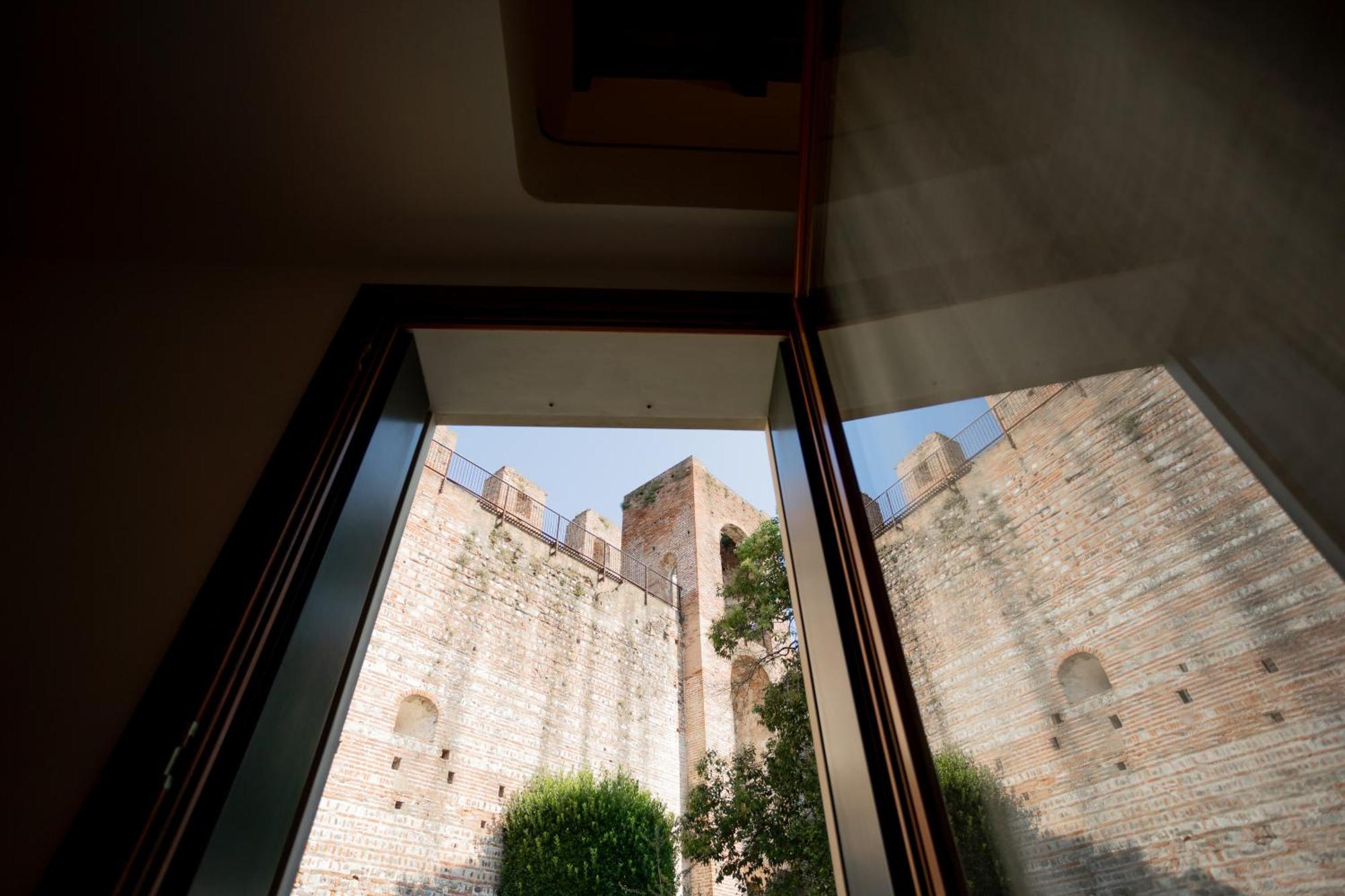 L'Attico Alle Mura - Cittadella Exteriör bild
