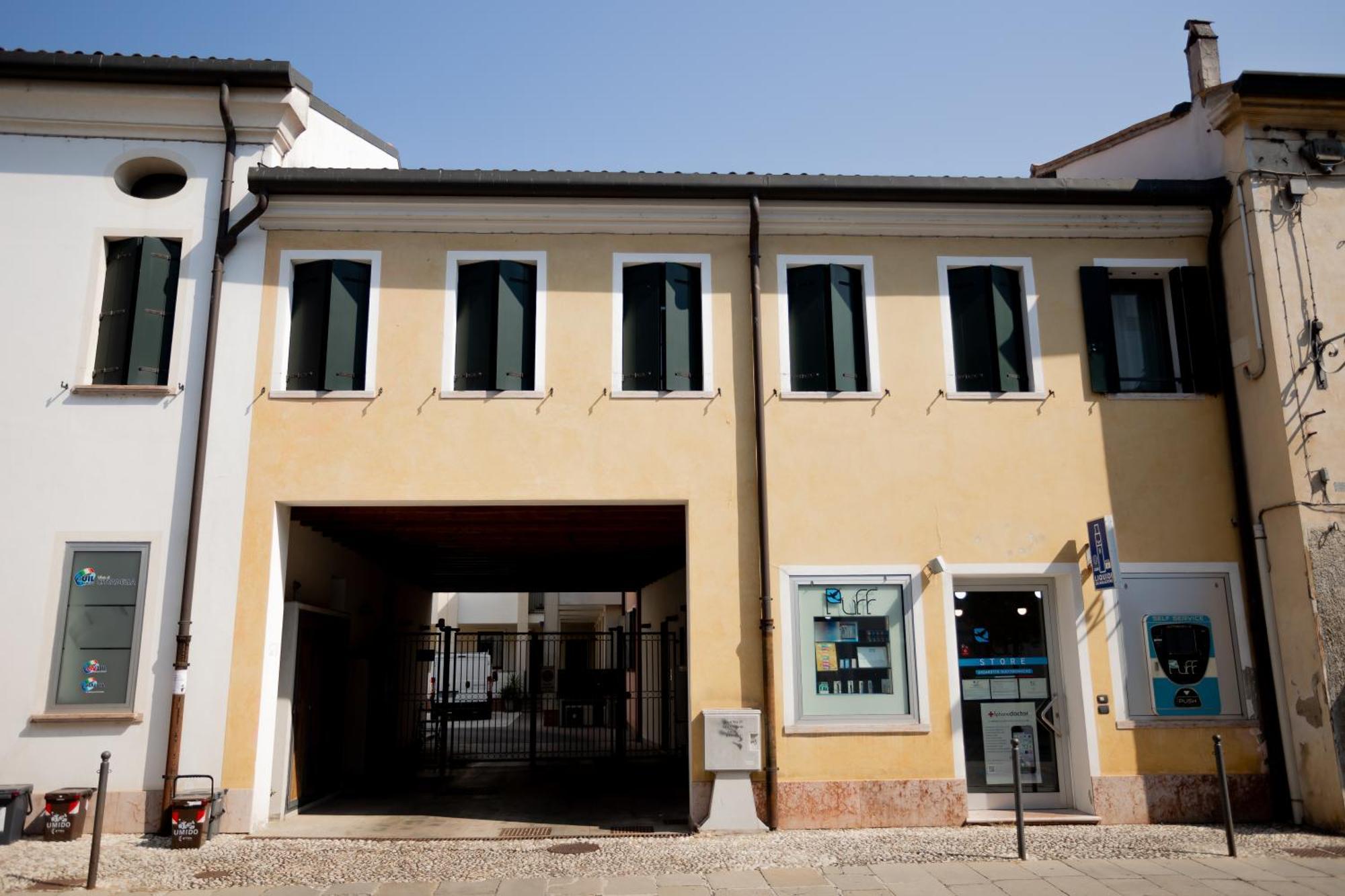 L'Attico Alle Mura - Cittadella Exteriör bild